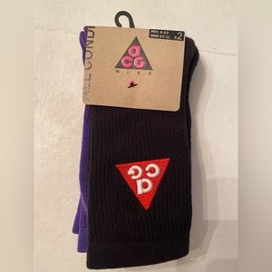 Nike ACG Crew Socks 2 PAIR Black Purple SK0156-967 Mens Size 6-11.5